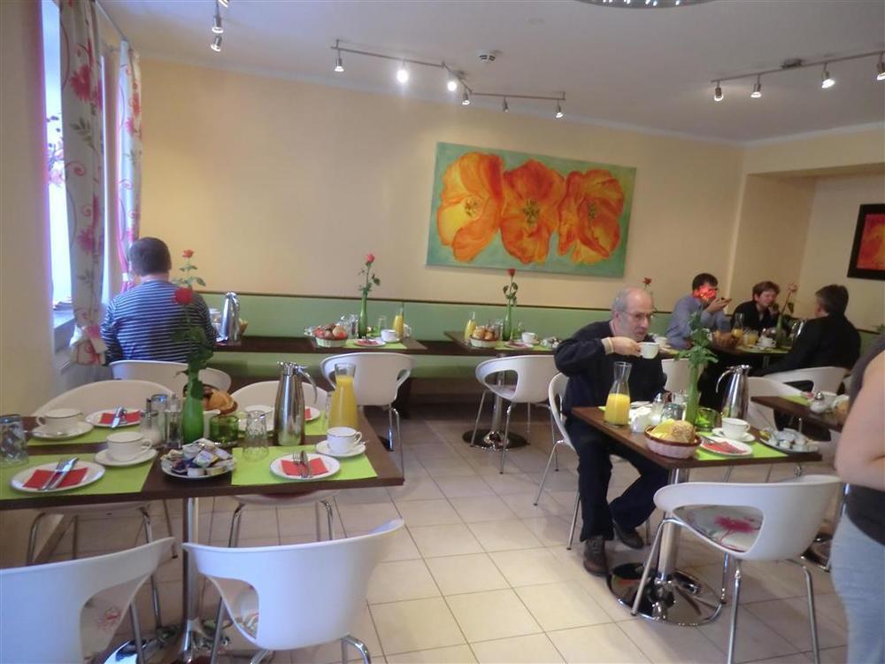 Hotel Andra Muenchen Ресторант снимка