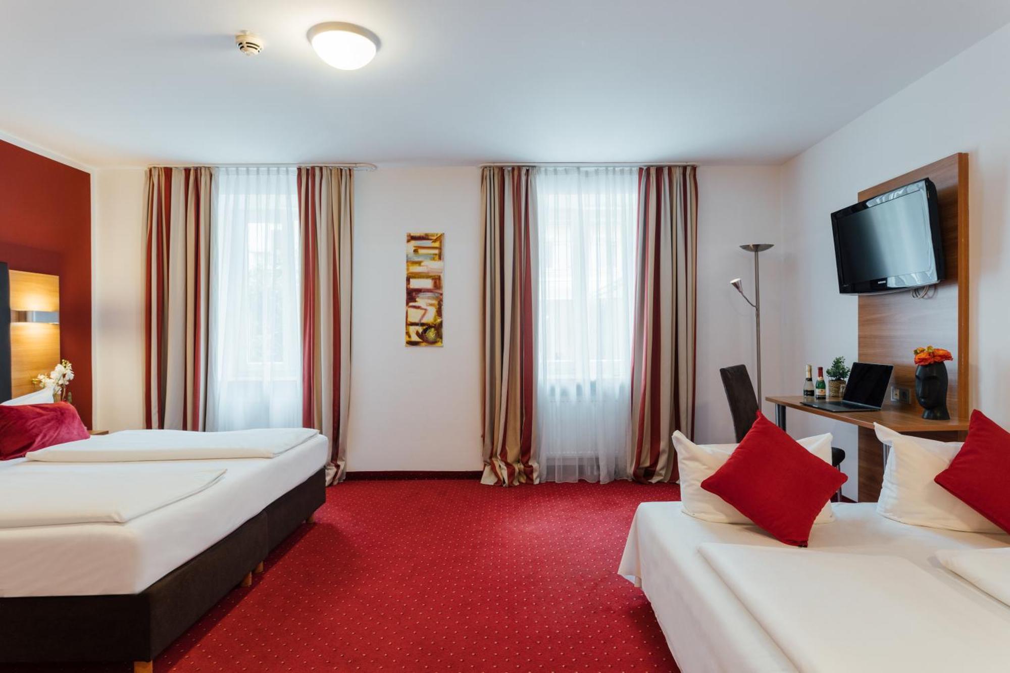 Hotel Andra Muenchen Екстериор снимка